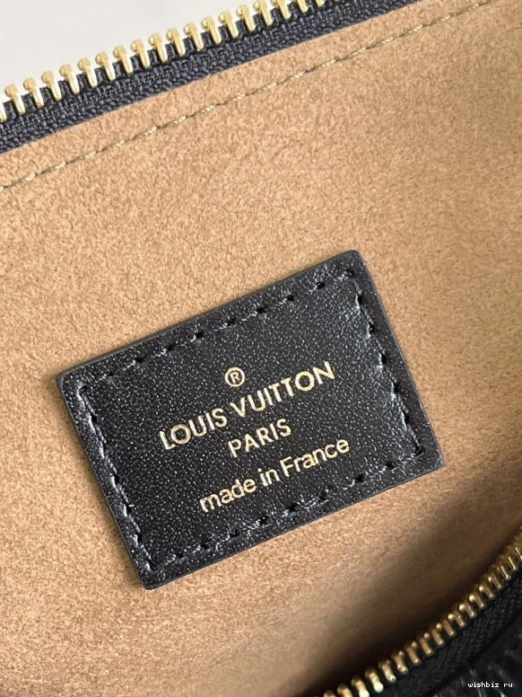 WIS LOUIS PM-26*20*12cm VUITTON COUSSIN 0123